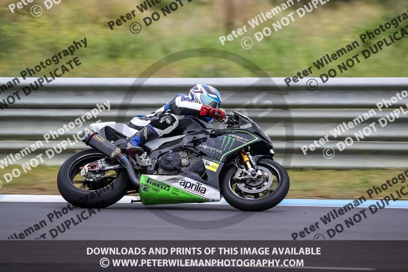 estoril;event digital images;motorbikes;no limits;peter wileman photography;portugal;trackday;trackday digital images